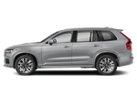 2022 Volvo XC90 T6 Momentum