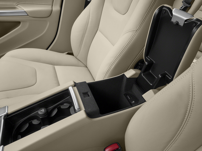 2017 Volvo V60 T5 Premier