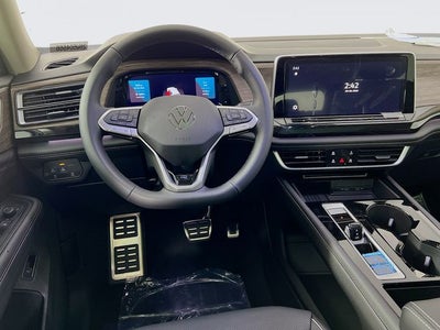 2026 Volkswagen Atlas 2.0T SEL Premium R-Line