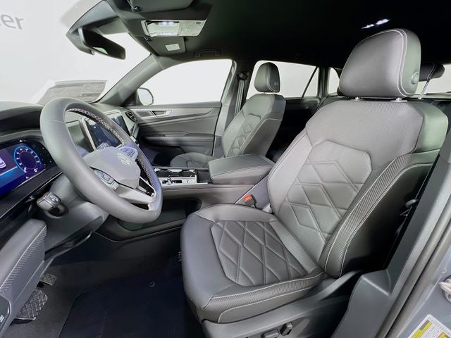 2025 Volkswagen Atlas Cross Sport 2.0T SE w/Technology