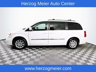 2014 Chrysler Town & Country Touring