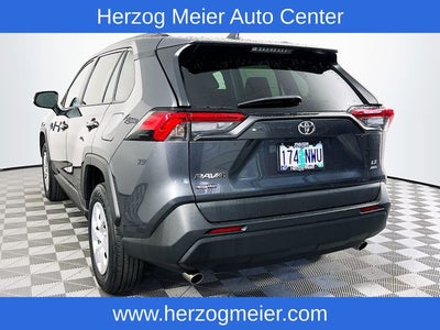 2019 Toyota RAV4 LE