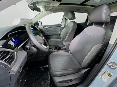 2026 Volkswagen Taos 1.5T SE Black