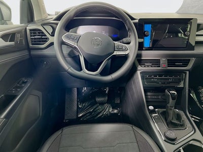 2026 Volkswagen Taos 1.5T SE Black