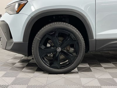 2026 Volkswagen Taos 1.5T SE Black