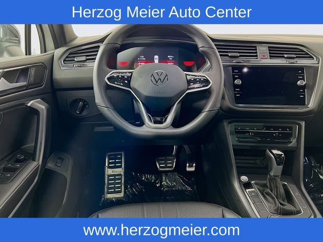 2024 Volkswagen Tiguan 2.0T SE R-Line Black