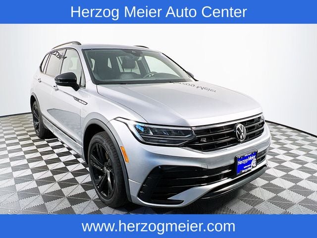2024 Volkswagen Tiguan 2.0T SE R-Line Black