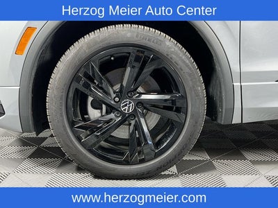 2024 Volkswagen Tiguan 2.0T SE R-Line Black