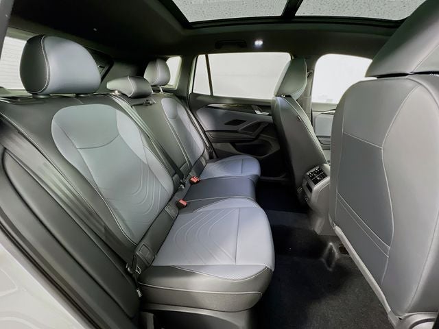 2025 Volkswagen Tiguan 2.0T SE R-Line Black