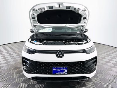 2026 Volkswagen Tiguan 2.0T SE R-Line Black