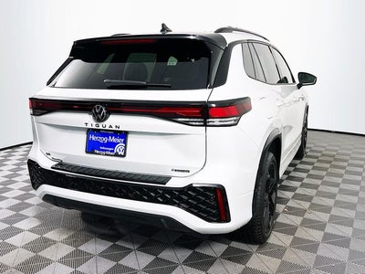 2025 Volkswagen Tiguan 2.0T SE R-Line Black