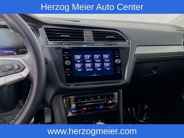2024 Volkswagen Tiguan 2.0T SE