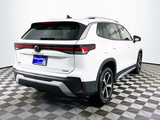 2026 Volkswagen Tiguan 2.0T SE