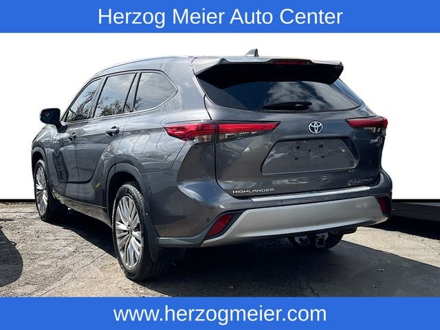 2021 Toyota Highlander Hybrid Platinum
