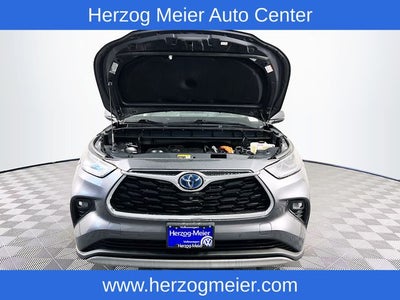2021 Toyota Highlander Hybrid Platinum