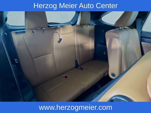 2022 Toyota Highlander Hybrid Platinum