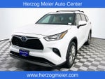 2022 Toyota Highlander Hybrid Platinum