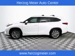 2022 Toyota Highlander Hybrid Platinum