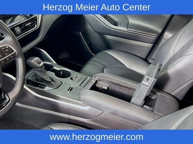 2020 Toyota Highlander Hybrid XLE