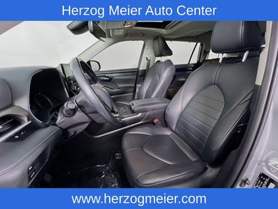 2020 Toyota Highlander Hybrid XLE