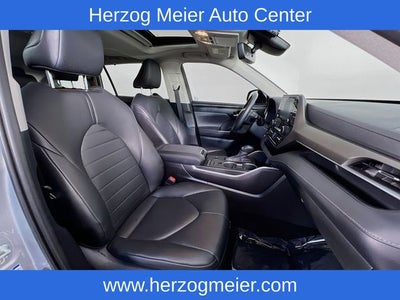 2020 Toyota Highlander Hybrid XLE