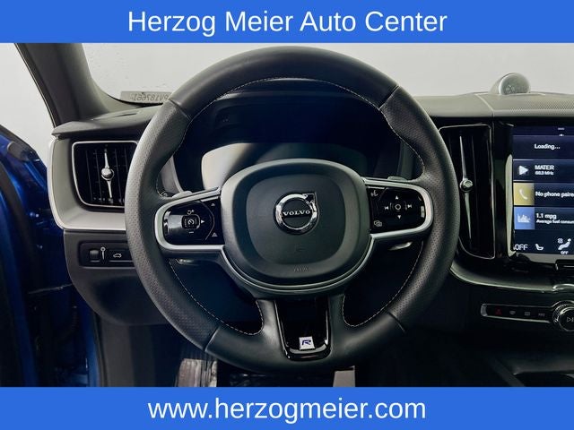 2019 Volvo XC60 Hybrid T8 R-Design