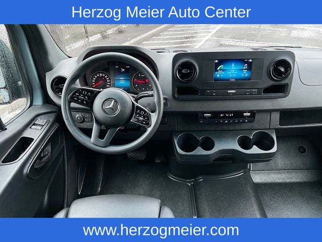2023 Mercedes-Benz Sprinter 2500 Passenger 144 WB