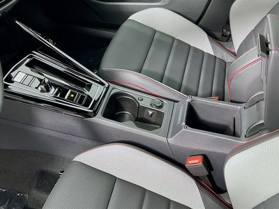 2025 Volkswagen Golf GTI 2.0T SE