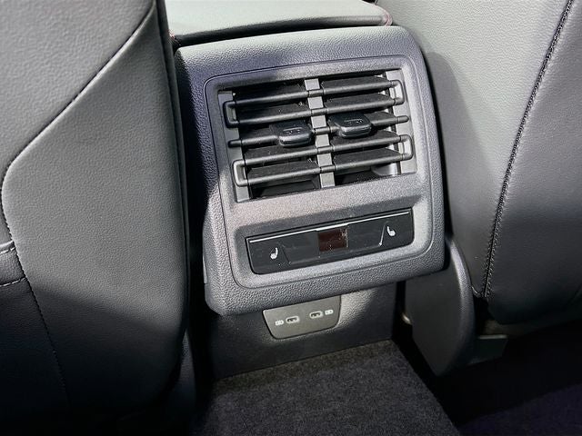 2026 Volkswagen Golf GTI Autobahn