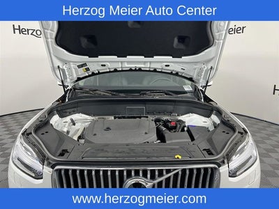 2025 Volvo XC90 B6 Plus 6-Seater