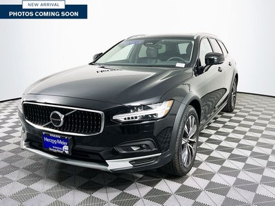 2024 Volvo V90 Cross Country B6
