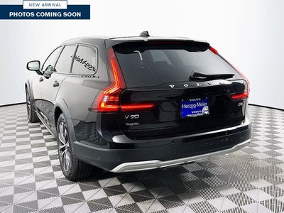 2024 Volvo V90 Cross Country B6