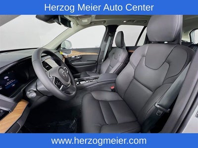 2025 Volvo XC90 B6 Plus 7-Seater