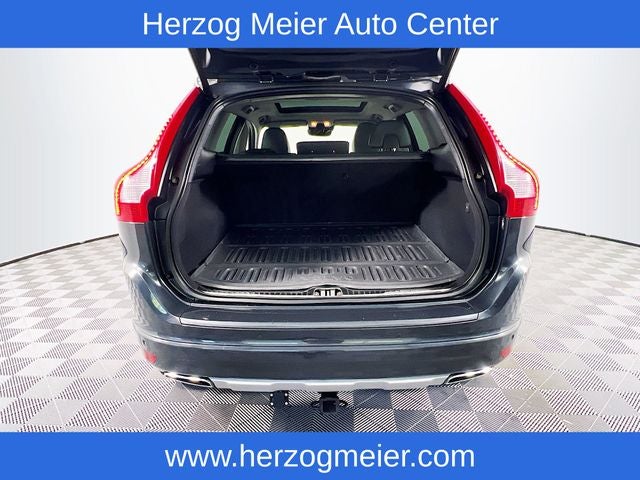 2016 Volvo XC60 T6 Drive-E Platinum