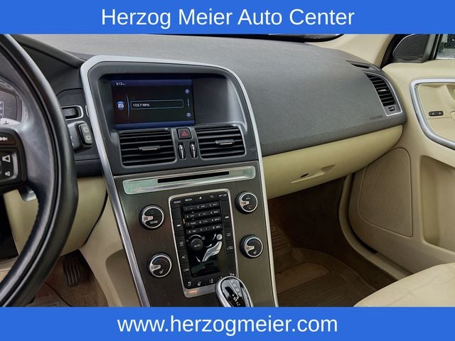 2015 Volvo XC60 T6 Premier Plus