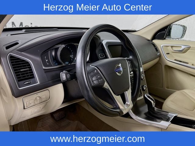 2015 Volvo XC60 T6 Premier Plus