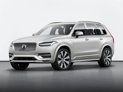 2020 Volvo XC90 T6 Momentum
