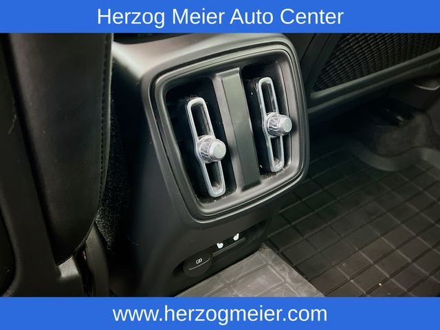 2023 Volvo C40 Recharge Pure Electric Ultimate