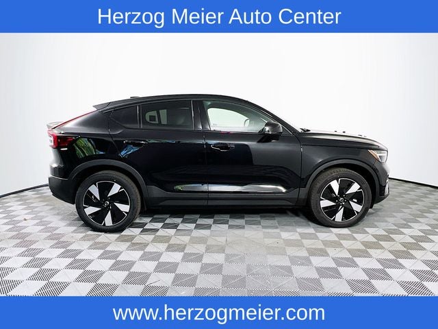 2024 Volvo C40 Recharge Pure Electric Base