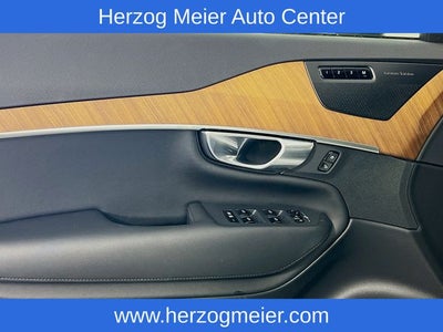 2024 Volvo XC90 Recharge Plug-In Hybrid T8 Plus Bright Theme 7 Passenger