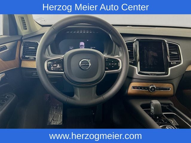 2024 Volvo XC90 Recharge Plug-In Hybrid T8 Plus Bright Theme 7 Passenger