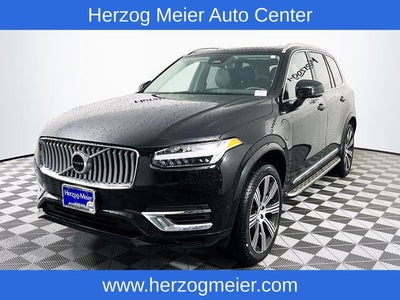 2025 Volvo XC90 Plug-In Hybrid T8 Plus 6 Passenger. Retired Courtesy Loaner.