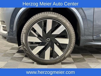2025 Volvo XC90 Plug-In Hybrid T8 Plus 6 Passenger