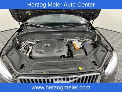 2025 Volvo XC90 Plug-In Hybrid T8 Ultra 6 Passenger