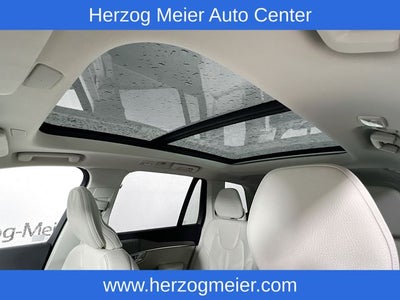 2025 Volvo XC90 Plug-In Hybrid T8 Plus 7 Passenger