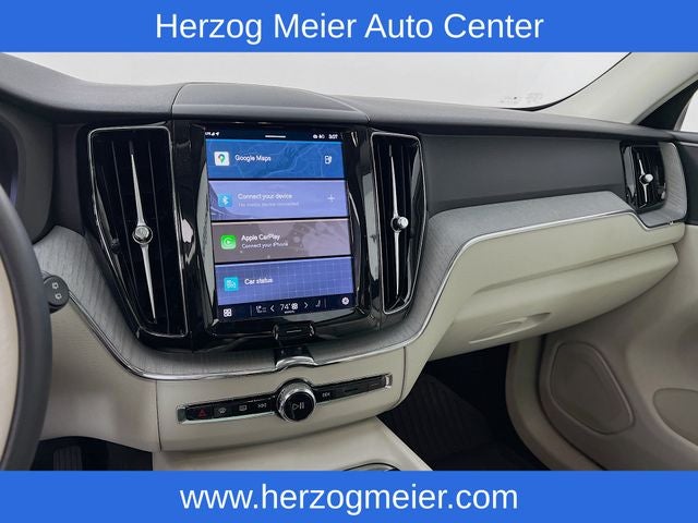 2025 Volvo XC60 Plug-In Hybrid T8 Plus