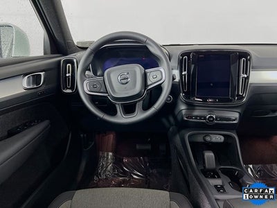 2025 Volvo XC40 B5 Core