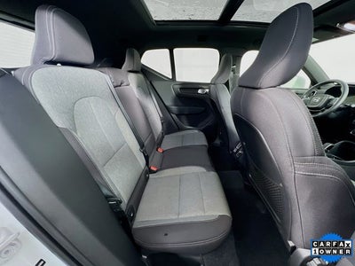 2025 Volvo XC40 B5 Core