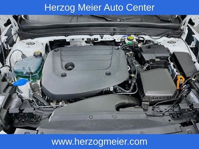 2023 Volvo XC40 B5 Ultimate