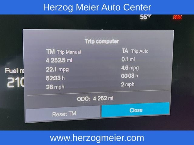 2025 Volvo XC90 B5 Plus